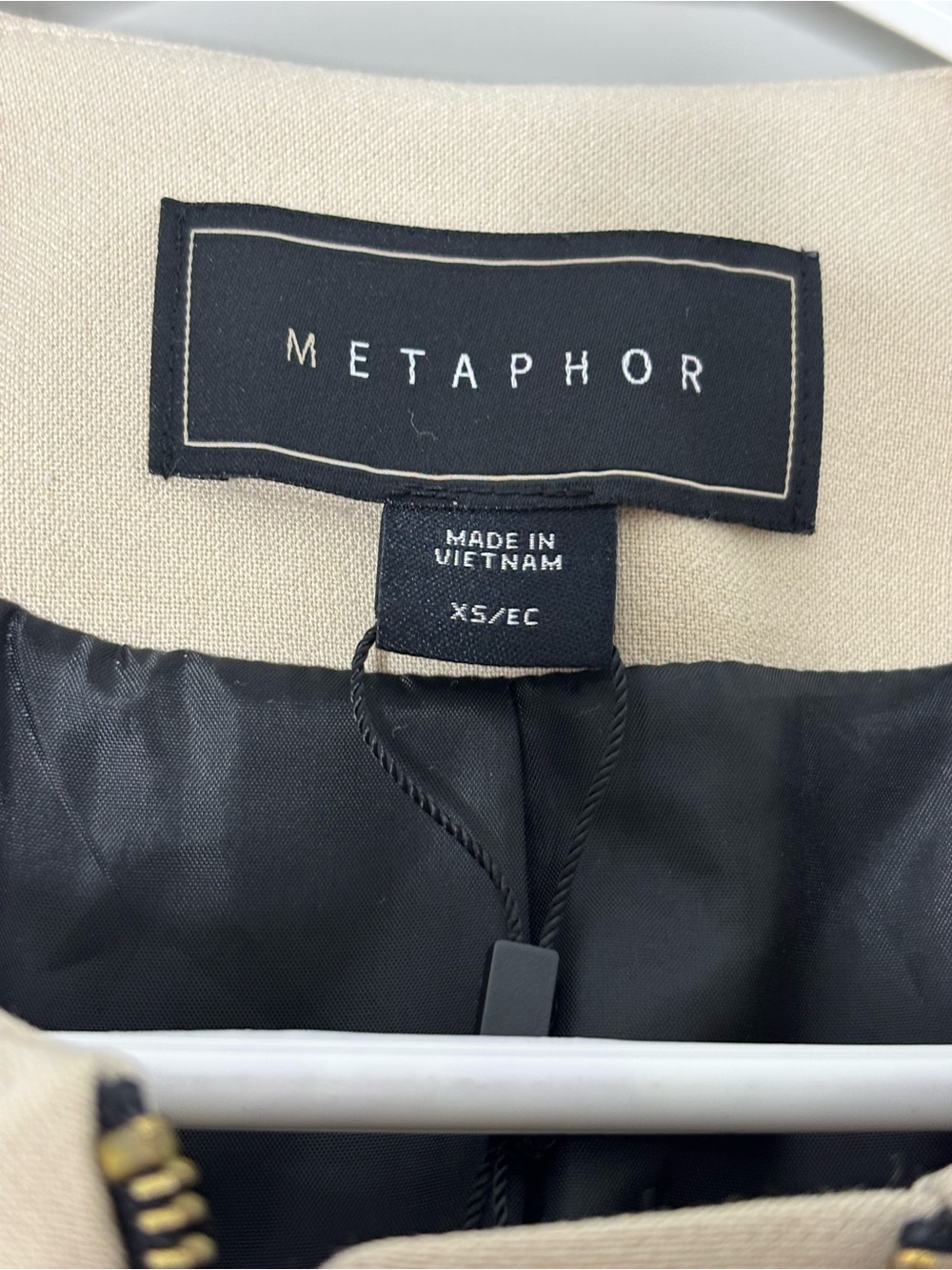 Methaphor Long Blazer - Picture 6 of 6